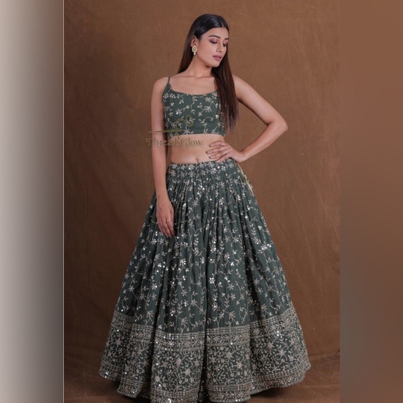 Green Georgette Lehenga Choli Dupatta Set Zari Thread Sequin Embroidery - Picture 2 of 6